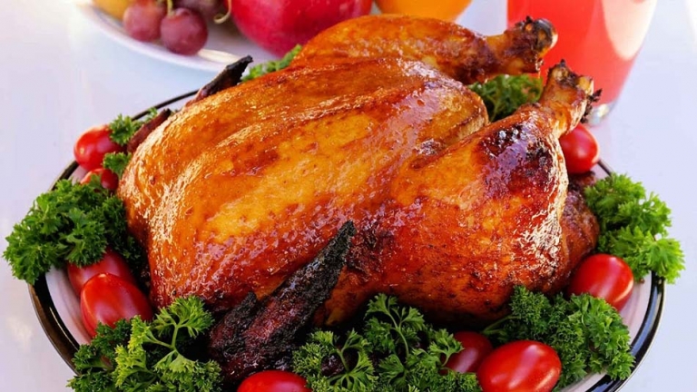 Fırın Yemekleri Fırında Et Tavuk Köfte Hamur İşleri Sera Restaurant